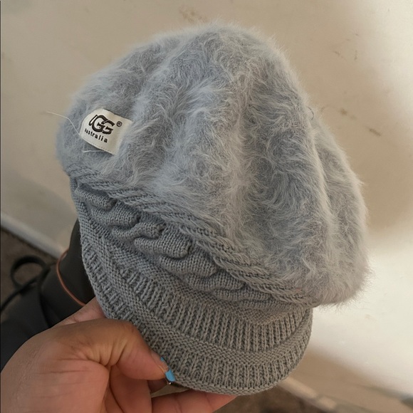 UGG Women\'s Fuzzy Gray Hat